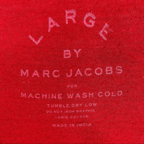 [Marc Jacobs] Internationally Unknown Graphic T-Shirt - Picture 2 of 3